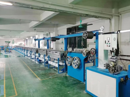 硅胶电线押出机